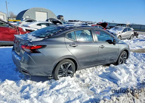 2024 Nissan Versa Sr z USA, uszkodzony, nr VIN 3N1CN8FV8RL859016